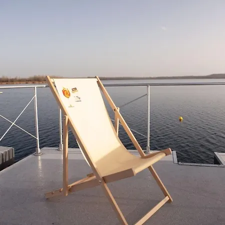 Hausboot Flying King Botel *